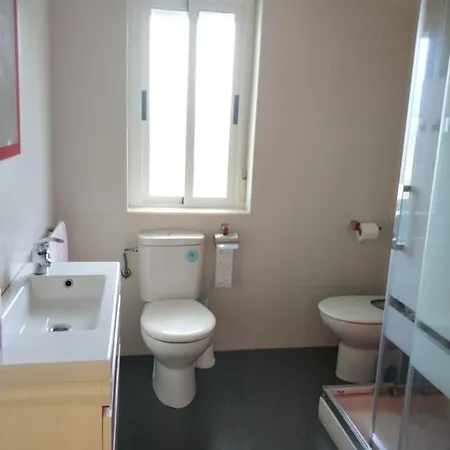 2 Bedrooms Appartement With Furnished Balcony And Wifi At Barreiros דירה *